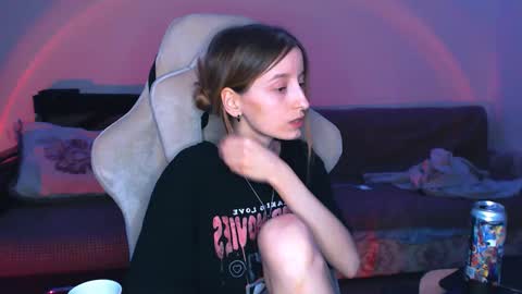 Snapshot of cath_dysphoria_ chatting on February 27, 2025, 7:04 pm CATH online show from February 27, 2025, 7:04 pm