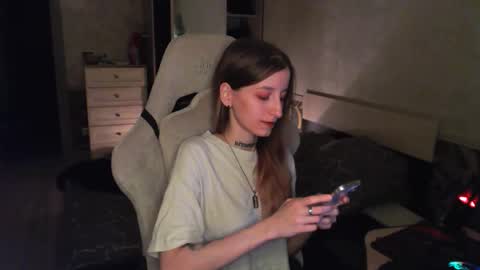 Snapshot of cath_dysphoria_ chatting on November 7, 2025, 9:15 pm CATH online show from November 7, 2025, 9:15 pm