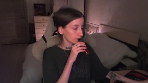 Snapshot of cath_dysphoria_ chatting on July 20, 2026, 8:11 pm CATH online show from July 20, 2026, 8:11 pm