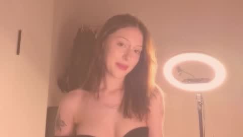 Snapshot of catherenee chatting on March 8, 2026, 12:41 am Rene online show from March 8, 2026, 12:41 am