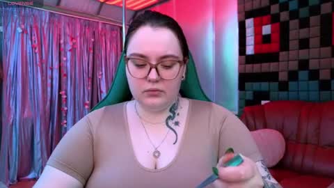 Snapshot of catherineclaire chatting on May 18, 2026, 4:24 pm catherineclaire online show from May 18, 2026, 4:24 pm