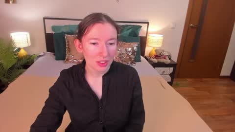 Catrin online show from March 21, 2026, 5:01 am