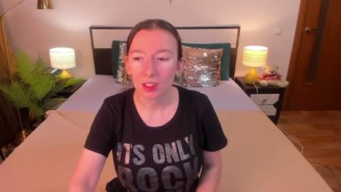 Catrin online show from July 8, 2026, 5:34 am