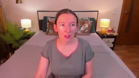 Catrin online show from July 18, 2026, 4:05 am
