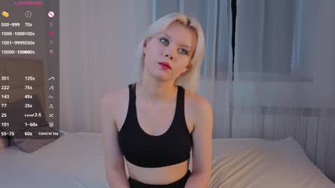 Mia online show from July 19, 2026, 11:03 am