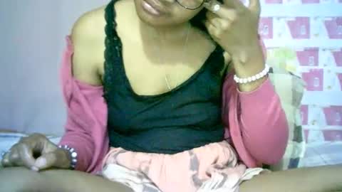 Snapshot of cathyxlisa chatting on October 10, 2025, 5:50 am CathyXLisa online show from October 10, 2025, 5:50 am