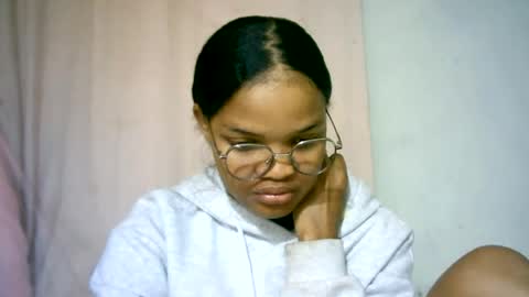 Snapshot of cathyxlisa chatting on June 12, 2026, 7:40 am CathyXLisa online show from June 12, 2026, 7:40 am