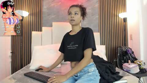 catiusca_reyes_03 online show from February 19, 2026, 11:50 am