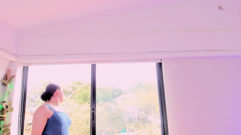 Snapshot of catleya_noire chatting on November 19, 2025, 8:20 pm Catleya online show from November 19, 2025, 8:20 pm