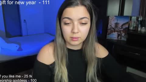 Snapshot of catrinaeuphorina chatting on January 5, 2025, 12:10 pm Catrina or just Cat online show from January 5, 2025, 12:10 pm