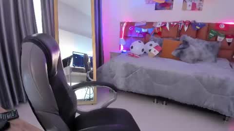 Snapshot of catti_brie_ chatting on July 3, 2026, 11:38 am catti_brie_ online show from July 3, 2026, 11:38 am