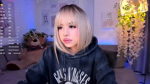 catvalentinee_ online show from February 2, 2025, 1:12 am