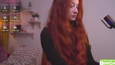 caty_cuddly online show from April 23, 2026, 9:50 pm