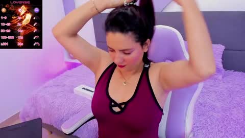 Snapshot of caty_sex4u chatting on June 1, 2026, 10:39 am caty online show from June 1, 2026, 10:39 am