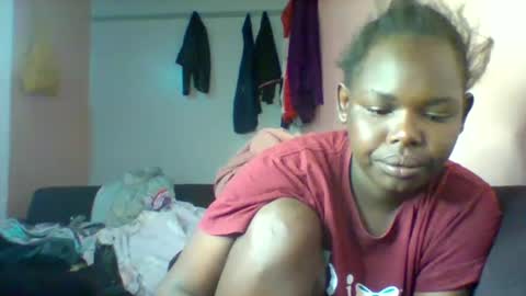Snapshot of cavy_sweet chatting on April 1, 2026, 5:41 am Mecy online show from April 1, 2026, 5:41 am