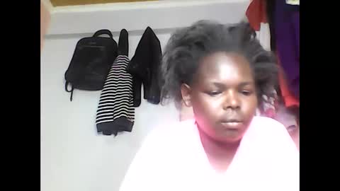 Snapshot of cavy_sweet chatting on April 3, 2026, 8:01 am Mecy online show from April 3, 2026, 8:01 am
