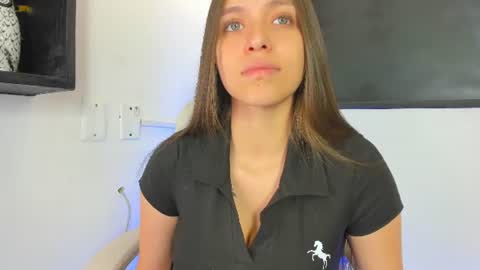 Snapshot of cayetana_01 chatting on July 2, 2026, 7:09 pm cayetana online show from July 2, 2026, 7:09 pm