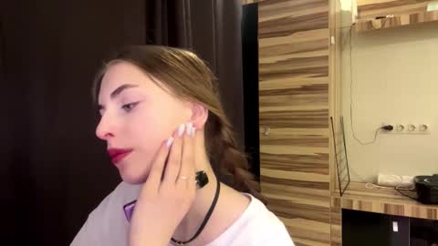 Polly online show from March 13, 2026, 6:20 am