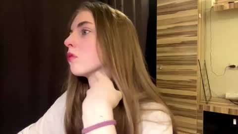 Polly online show from March 15, 2026, 8:20 am