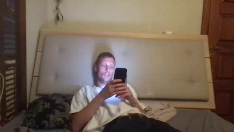 cbtslaveforgirls online show from April 17, 2026, 6:55 pm