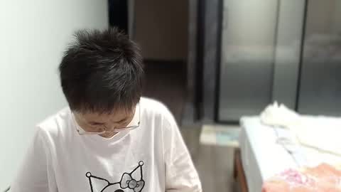 ANNYANNY online show from September 11, 2025, 4:18 pm