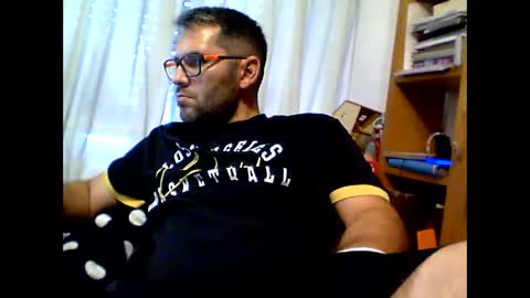 Snapshot of ccddrr2 chatting on October 10, 2025, 9:19 am ccddrr2 online show from October 10, 2025, 9:19 am