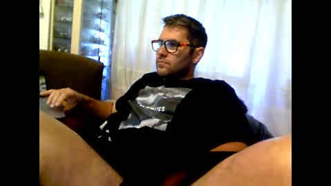 Snapshot of ccddrr2 chatting on June 9, 2026, 8:59 am ccddrr2 online show from June 9, 2026, 8:59 am