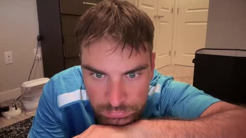 Rivs online show from September 14, 2025, 10:31 pm