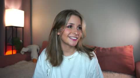 Lina  online show from April 24, 2026, 7:16 pm