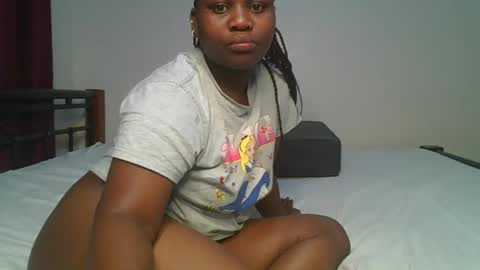 ceepretty25 online show from April 24, 2026, 12:57 am