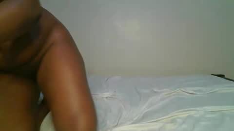 Snapshot of ceepretty25 chatting on May 10, 2026, 12:54 pm ceepretty25 online show from May 10, 2026, 12:54 pm