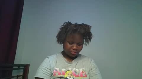 Snapshot of ceepretty25 chatting on May 17, 2026, 12:19 am ceepretty25 online show from May 17, 2026, 12:19 am