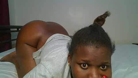 Snapshot of ceepretty25 chatting on May 18, 2026, 4:07 am ceepretty25 online show from May 18, 2026, 4:07 am
