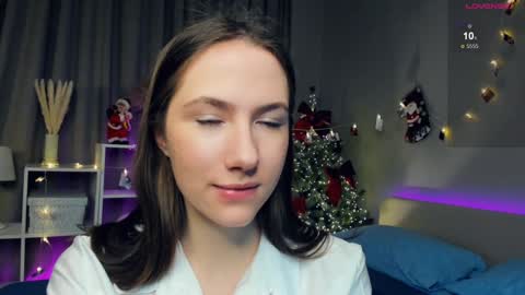 Snapshot of cel1ne_secret chatting on January 25, 2025, 7:18 pm Josie Manesi online show from January 25, 2025, 7:18 pm