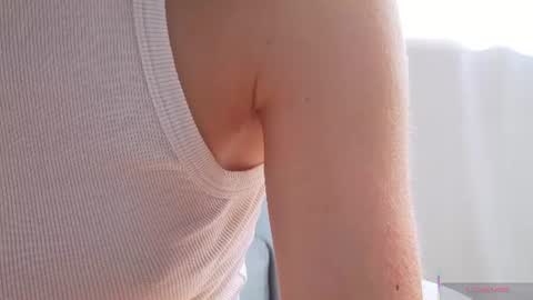 Snapshot of cel1ne_secret chatting on July 2, 2026, 5:57 am Josie Manesi online show from July 2, 2026, 5:57 am