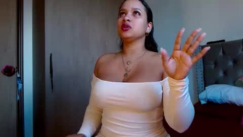 celeneortiiz online show from April 26, 2026, 5:32 pm