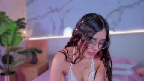 Snapshot of celeste_evanzz chatting on October 15, 2025, 8:20 pm Celeste online show from October 15, 2025, 8:20 pm