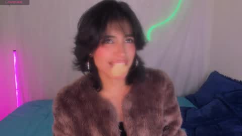 Snapshot of celeste_lumi chatting on May 18, 2026, 11:32 pm Celeste online show from May 18, 2026, 11:32 pm