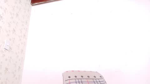 Snapshot of celeste_moonx chatting on October 18, 2025, 11:55 am Celeste online show from October 18, 2025, 11:55 am