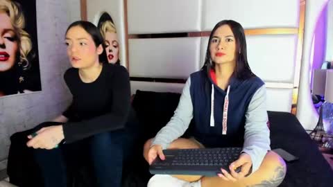 Snapshot of celeste_starsss chatting on June 8, 2026, 8:53 pm celeste_starsss online show from June 8, 2026, 8:53 pm