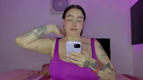 Snapshot of celeste_y_pipe chatting on June 3, 2026, 1:41 am Celeste Y Pipe online show from June 3, 2026, 1:41 am