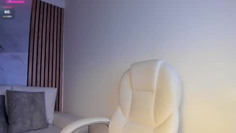 Snapshot of celesteart_ chatting on December 3, 2024, 9:23 pm CELEST online show from December 3, 2024, 9:23 pm