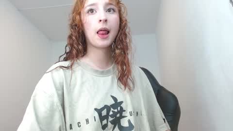 celesteayase online show from January 31, 2025, 8:54 pm