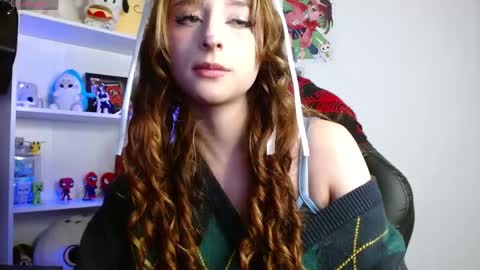Snapshot of celesteayase chatting on May 22, 2026, 1:02 am celesteayase online show from May 22, 2026, 1:02 am