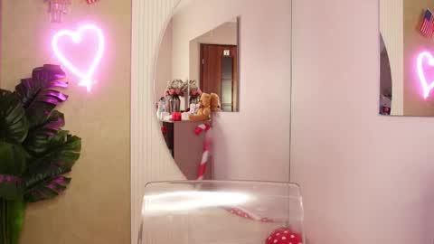 CelesteBailey online show from February 20, 2026, 6:19 am