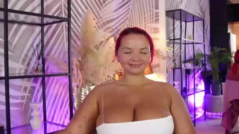 CelesteBailey online show from June 21, 2026, 3:53 am