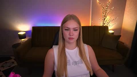 Snapshot of celestenoirr chatting on September 10, 2025, 2:06 pm celestenoirr online show from September 10, 2025, 2:06 pm