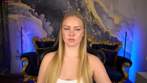 Snapshot of celestenoirr chatting on November 4, 2025, 7:40 am celestenoirr online show from November 4, 2025, 7:40 am