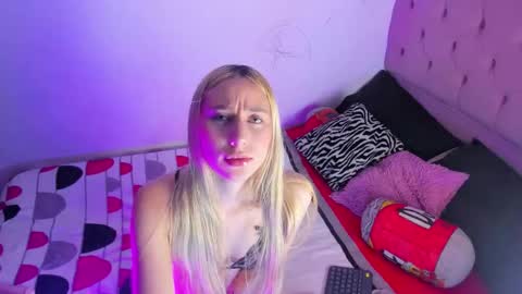Snapshot of celestepaige__ chatting on October 29, 2025, 2:30 pm Celeste online show from October 29, 2025, 2:30 pm