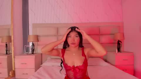 Snapshot of celestesweetts_ chatting on May 1, 2026, 9:08 pm Celeste online show from May 1, 2026, 9:08 pm